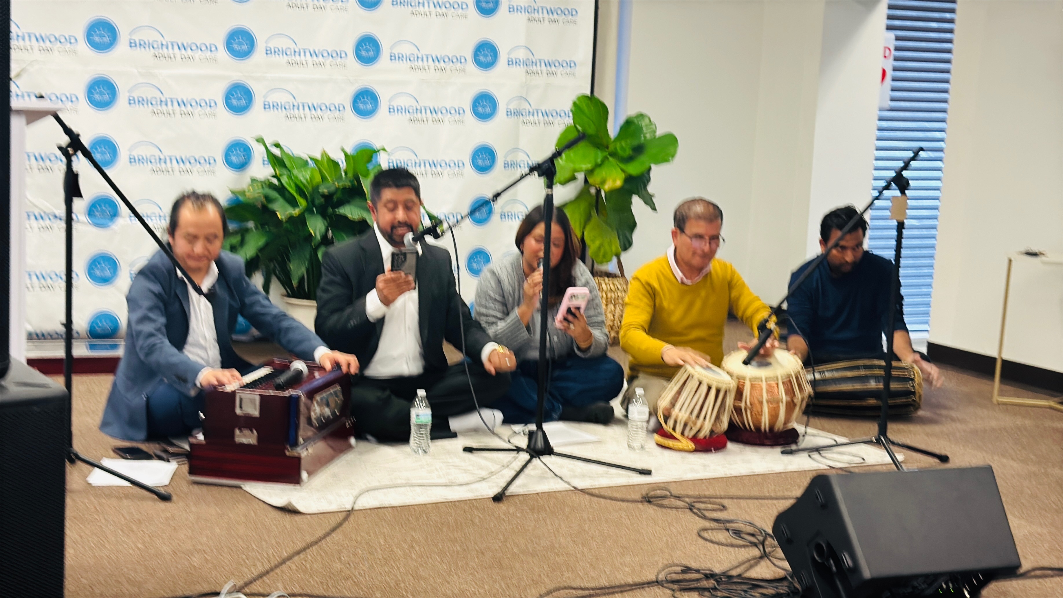 Brightwood Adult Day Care को एक वर्षे यात्रा: सम्मान, साथ र खुशीको उत्सव